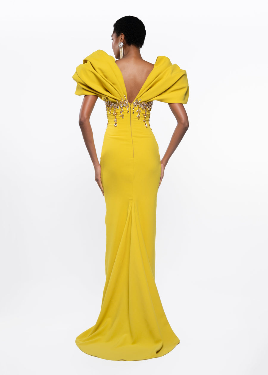 Look 2 - MADAM DOMINA