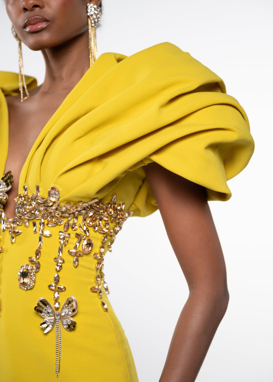 Look 2 - MADAM DOMINA
