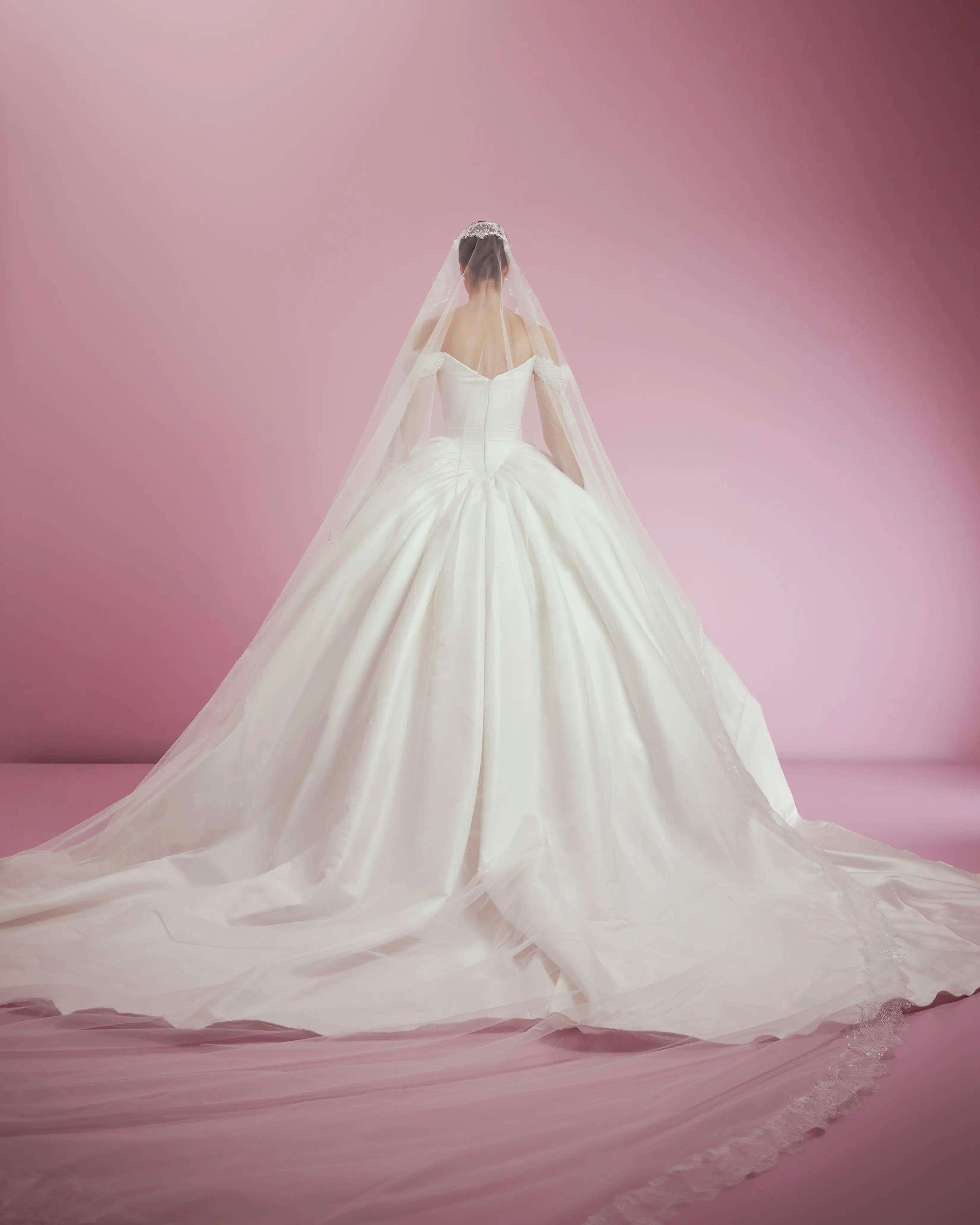 Bridal RTW '24 - 049
